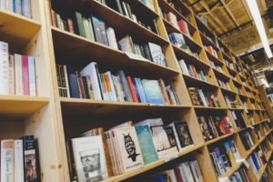 bookshop-image-of-bookshelves